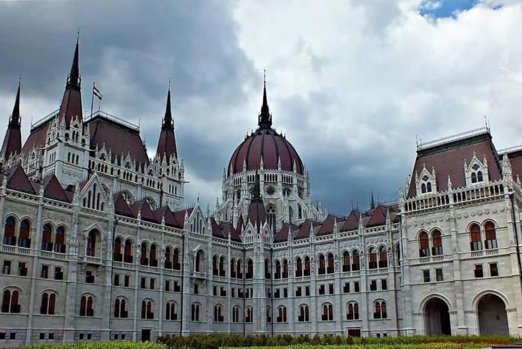 1#Parliament Sunflower Apartments Room Budapešť Exteriér fotografie